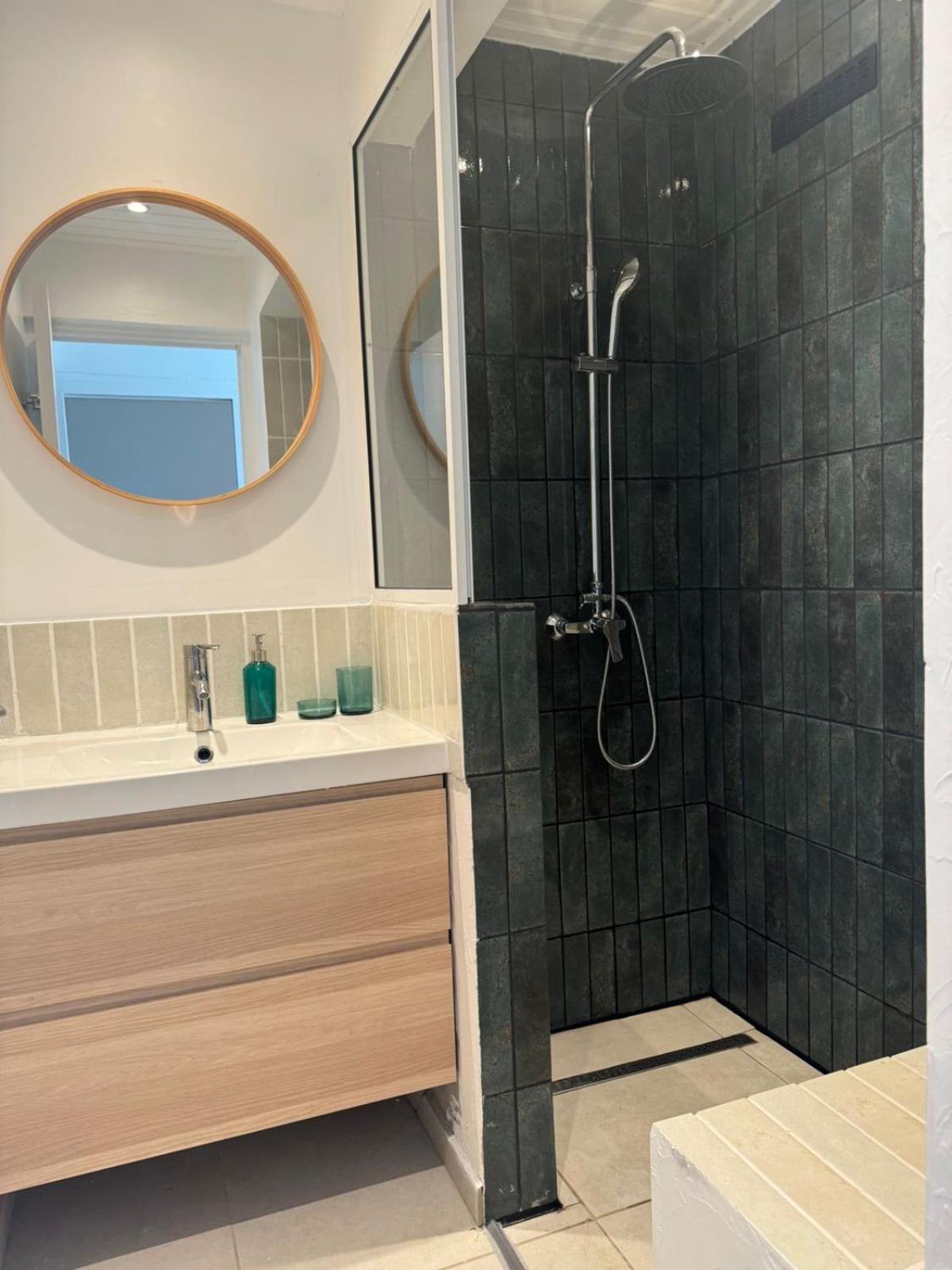 Manbana 323 Daire Grand-Bourg  Dış mekan fotoğraf